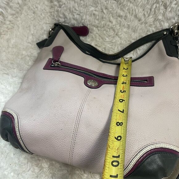 Coach Pebbled Leather Beige shoulder/Hobo Bag navy blue & burgundy straps & trim - Picture 7 of 15